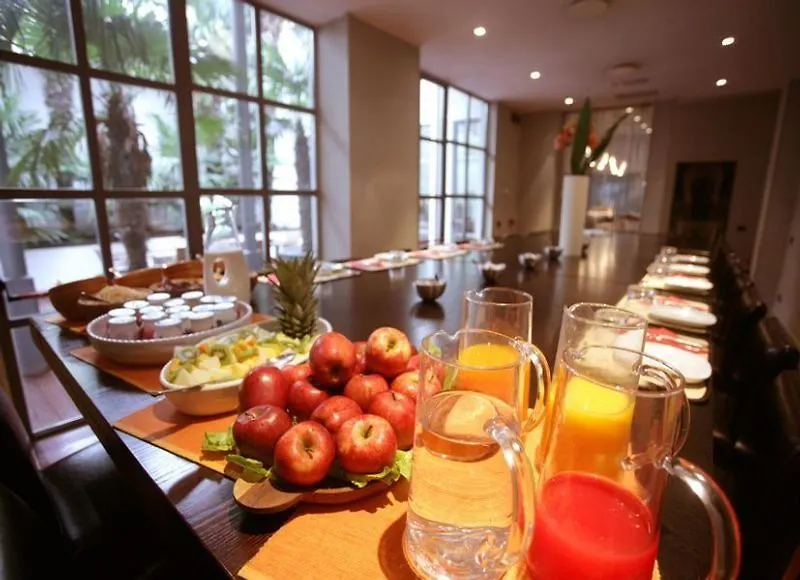 Townhouse 12 Hotel Milan 4*,