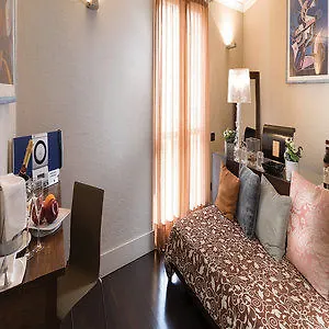 ****  Townhouse 12 Hotel Milan Italy